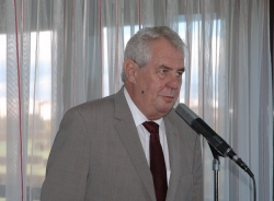 Prezident Miloš Zeman je pro prolomení těžebních limitů