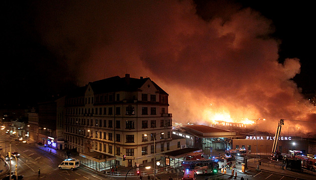 V ohnivém pekle zamřížovaného objektu na Florenci zemřelo před 15 lety devět lidí