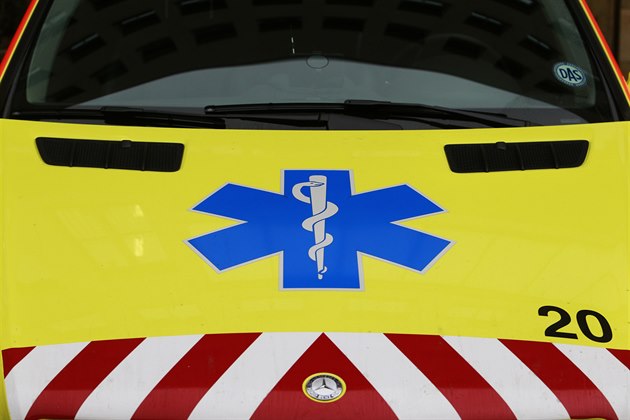 Popelářské auto na Kolínsku srazilo seniorku, podlehla zraněním