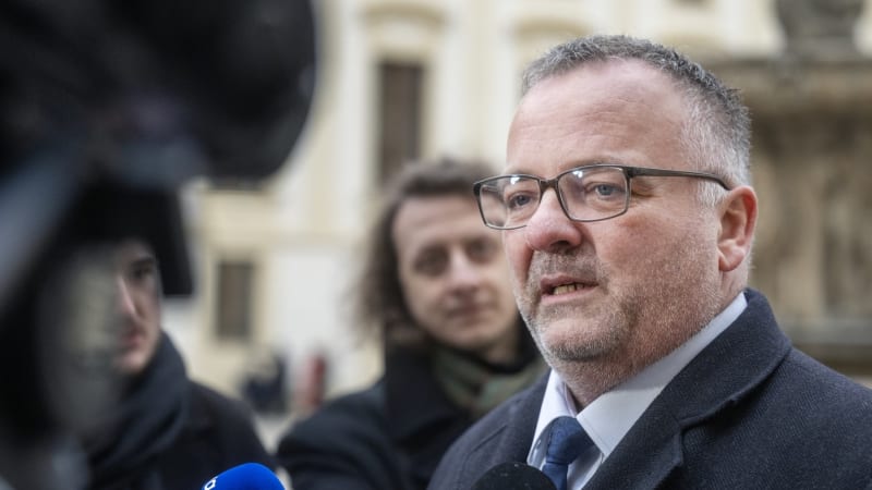 „Co je tohle?!“ Opozice reaguje na kličkování ministra SPD, který nepodpořil slova Okamury