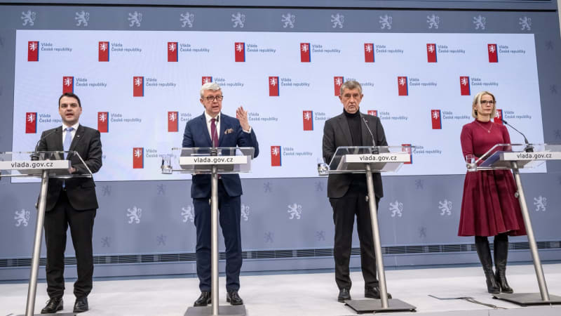 Důkaz amatérismu a znak slabého premiéra. Opozice tepe vládu za post zmocněnce pro Turka