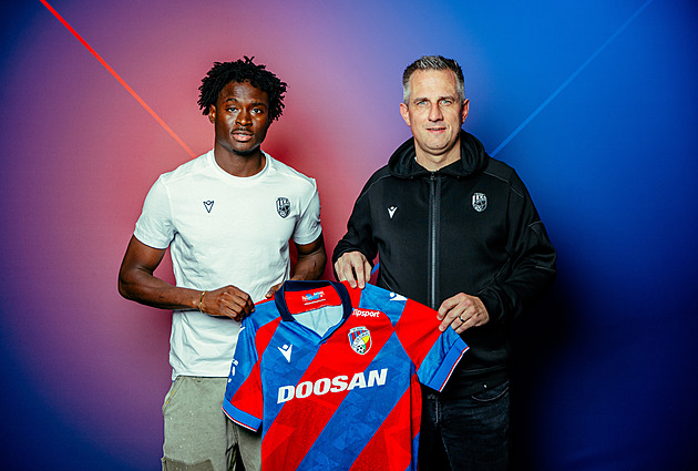 Fotbalové přestupy ONLINE: Plzeň přivedla nigerijského reprezentanta