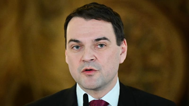 Macinka bere zpátečku: S Pavlem můžeme jednat. Se šéfem NATO mluvil o muniční iniciativě i SPD