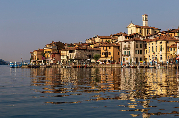 Italský ráj bez aut i davů. Poznejte ostrov Monte Isola, skrytý klenot Lombardie