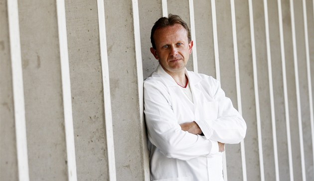 Rakovinu slinivky včas odhalí ze vzorku krve. Vědci zdokonalují nadějnou metodu