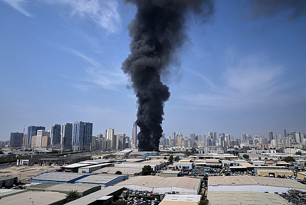 PŘEHLEDNĚ: Kdo je další na řadě? Írán v odvetě zasáhl už bezmála desítku zemí