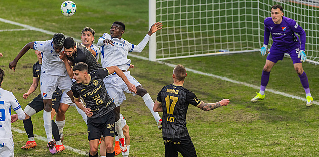 ONLINE: Hradec - Baník 1:0, na gól se čekalo hodinu, skóre otevírá Mihálik