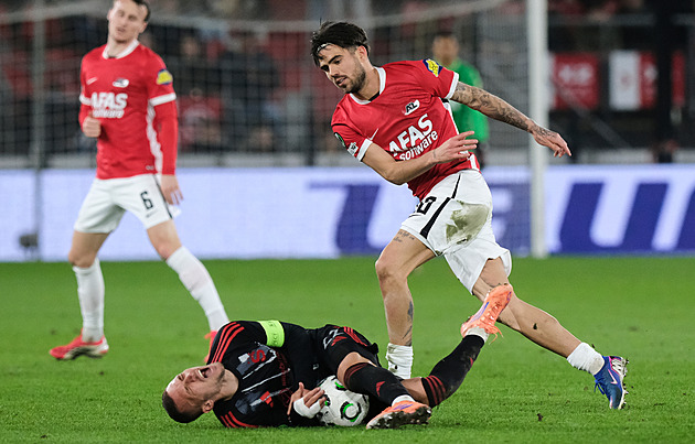 Co s tím kapitáne? Těžko se mi hledají slova, hlesl sparťan Haraslín po výprasku