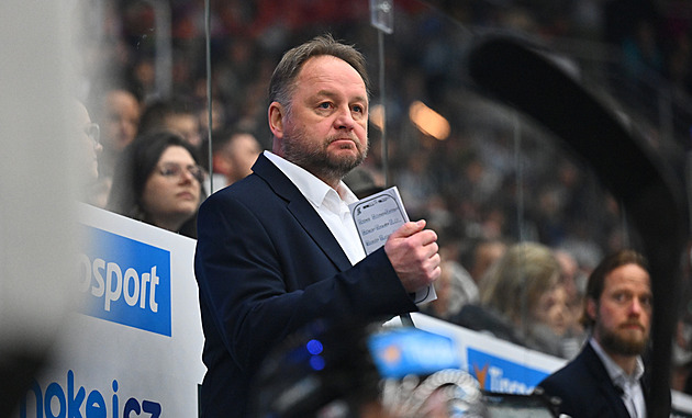 Úspěšná sezona? Po prohře to je těžké říct, hlesl Patera. Třinec se zapotil, těšilo Frodla