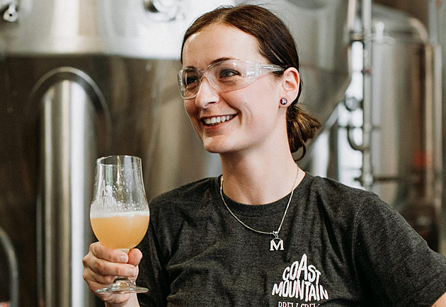 Začínala v Kanadě mytím sudů a tanků, teď bude sládkovou olomouckého pivovaru