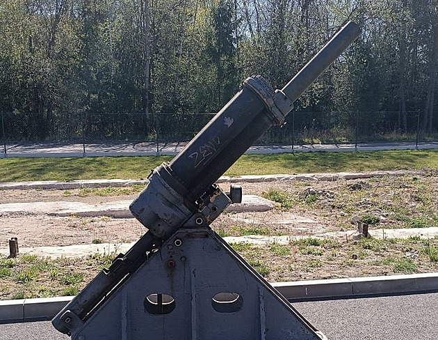 Muž odevzdal policii minomet z pevnosti na Maginotově linii. Nevejde se jim do skladu