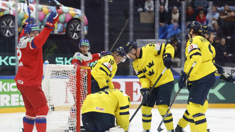 MS v hokeji ON-LINE: Černoch zvedal ruce, i když puk neviděl. Zkusil jsem to, přiznal