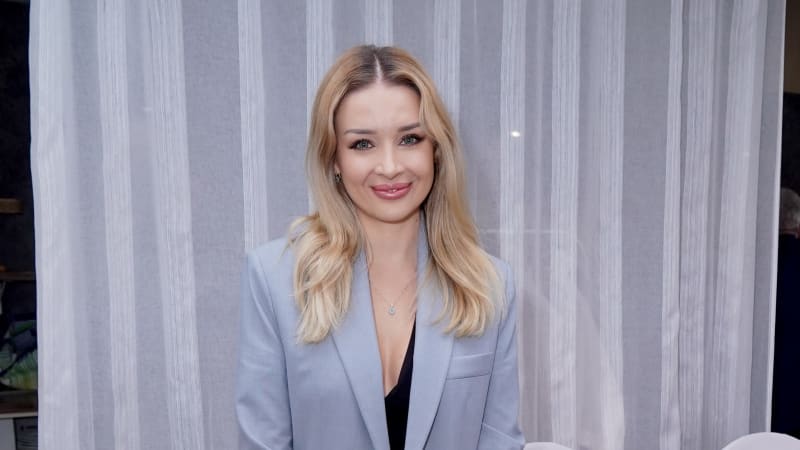 Z Nicole Šáchové je vdaná paní. Hvězda Zrádců se pochlubila svatebními šaty