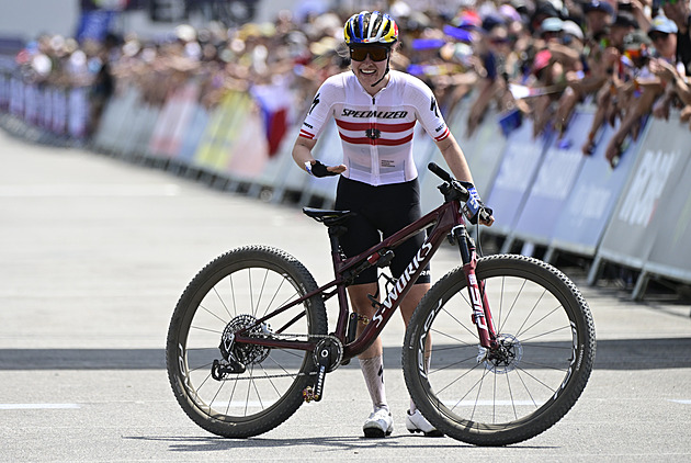 Stiggerová vládla bikerkám v Novém Městě, Bukovská byla druhá mezi juniorkami