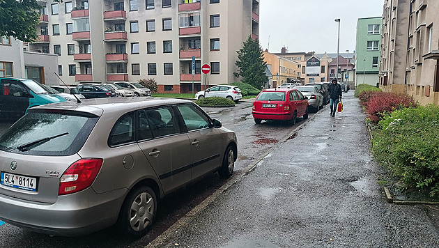Sídliště pod náměstím v Brodě čeká obnova, Pirátům vadí způsob zadání zakázky