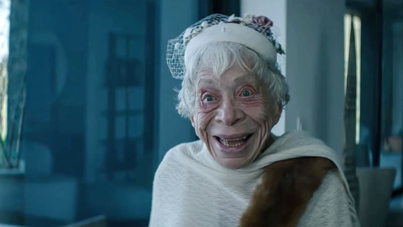 Zemřela Bunny Levine. V roli babičky se objevila ve filmech a seriálech, které Češi milují