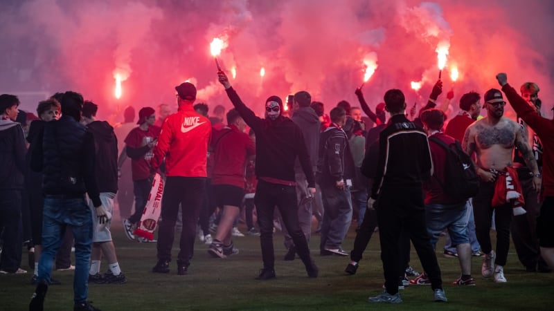 Použití pyrotechniky na stadionu jako trestný čin? Šťastný prozradil, co se chystá za změny